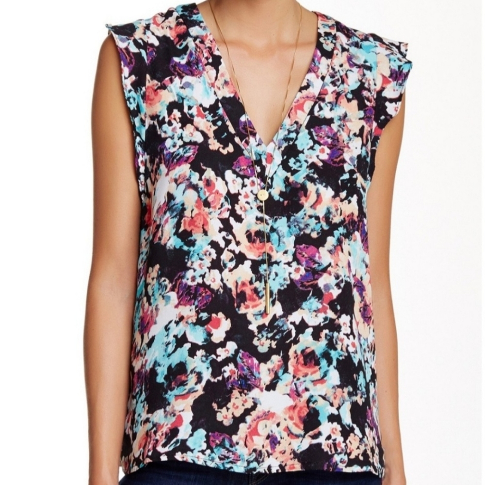 Wayf Floral Top Small NWT